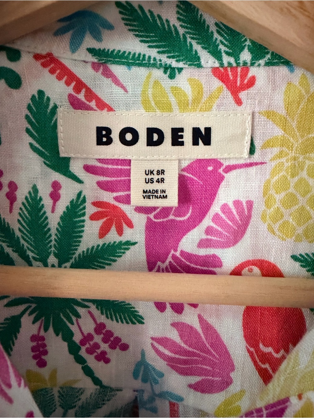 Boden Linen Blend Shirt Tropical Parrot Palm Print Button Front Colorful Sz US 4 - Picture 4 of 8